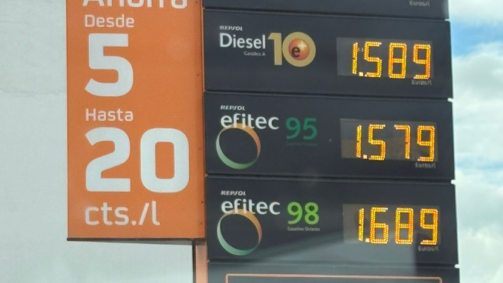 El precio de la gasolina y el diésel sube