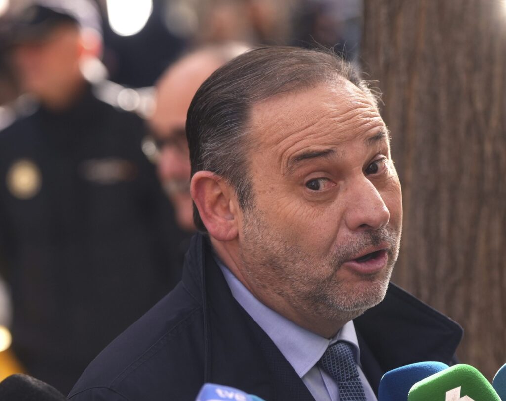 Ábalos defiende que «no hay ni rastro» de esas «mordidas millonarias» que indica el informe de la UCO