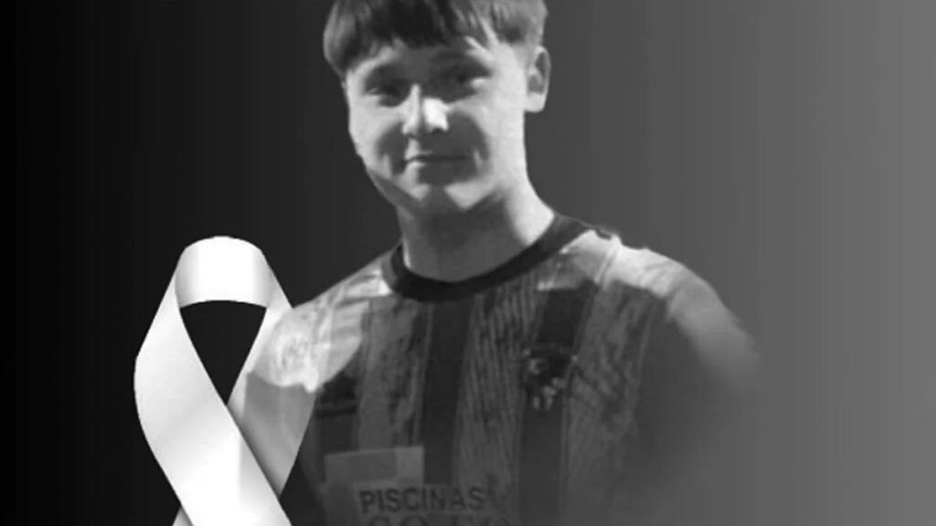 Fallece el futbolista malagueño Daniel Sorín a los 18 años, un coche invadió el carril y arrolló su moto