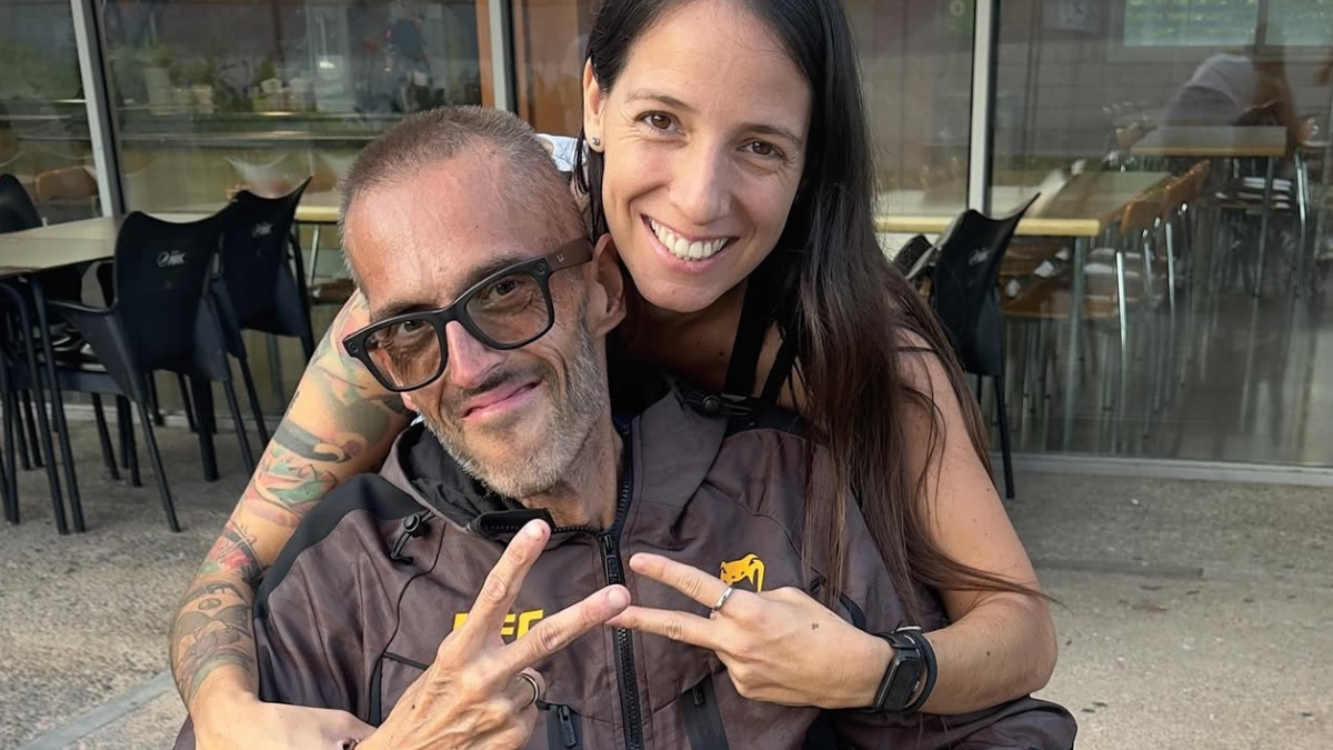 Muere a los 42 años Dani Ku, el ciclista e influencer catalán que se casó en el hospital