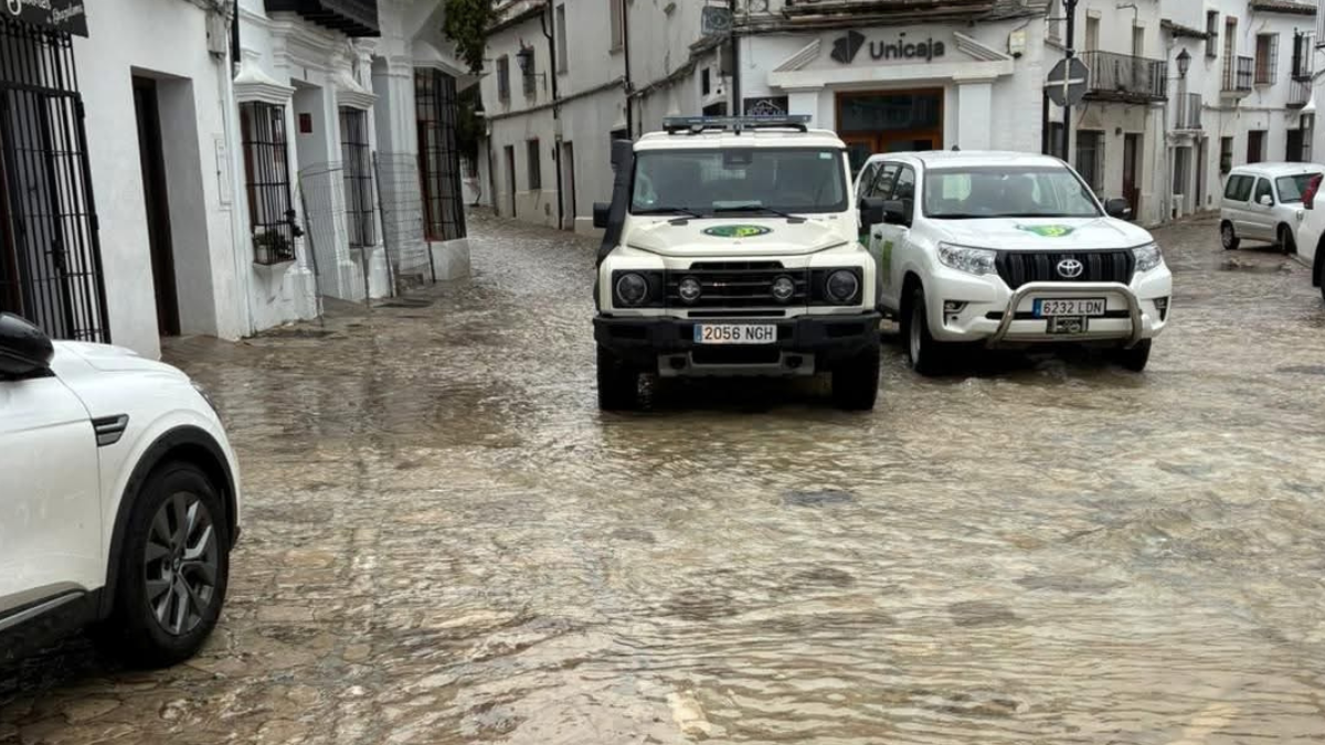 Evacuación preventiva en Grazalema: preparan el desalojo de unas 1.500 personas por riesgo de hundimientos