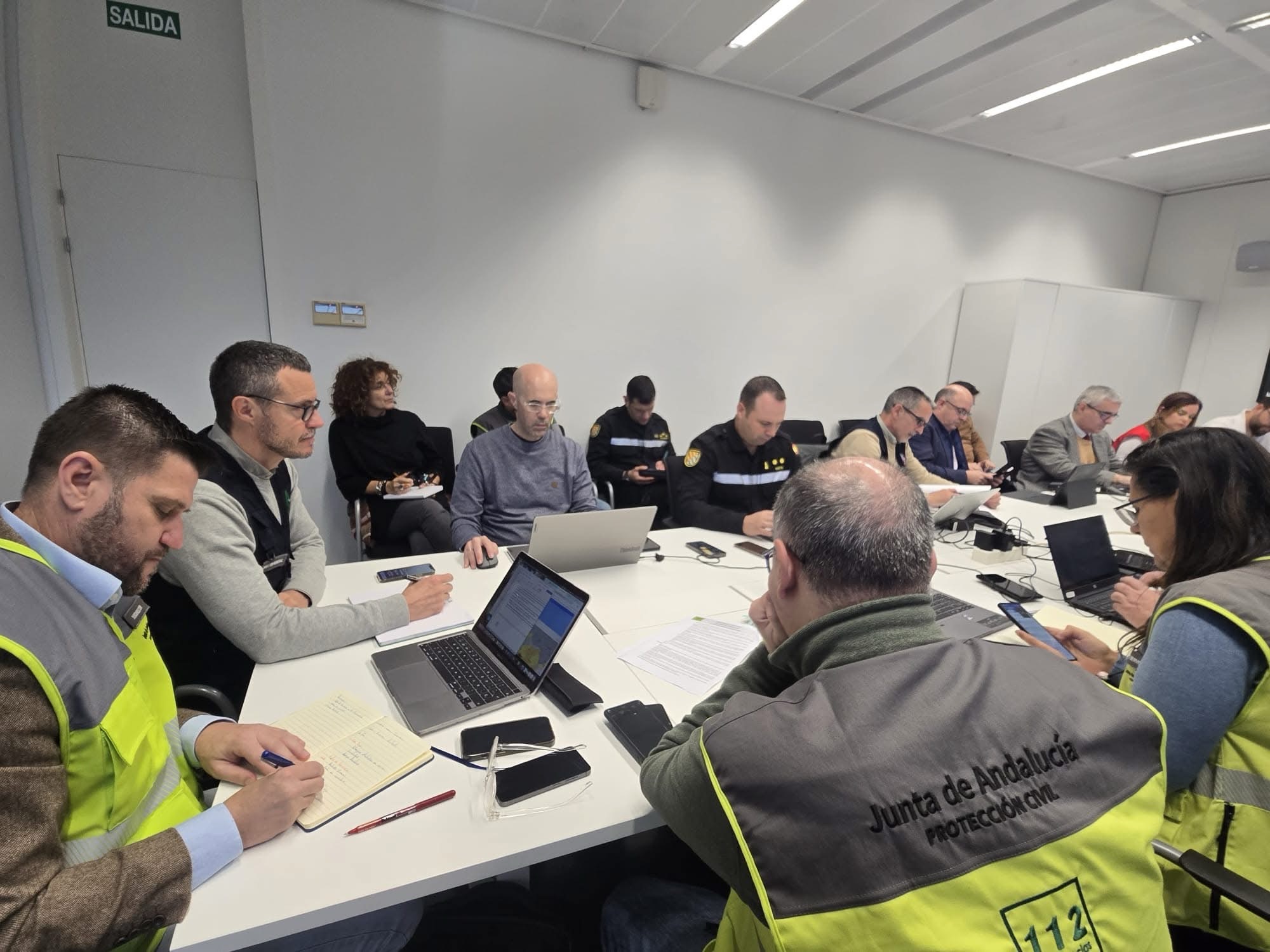 La borrasca Leonardo deja 159 incidencias en la madrugada y eleva a 1.320 el total desde su inicio en Andalucía