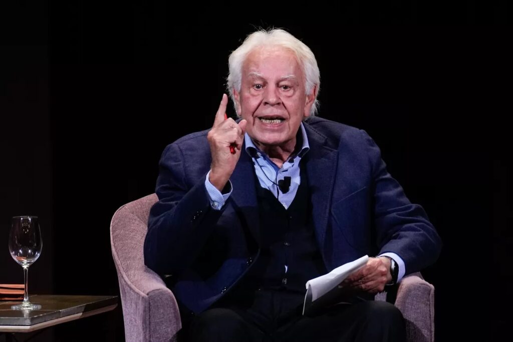 Felipe González anuncia que votará en blanco en las próximas elecciones generales