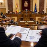 PP y Vox pactan repartirse las candidaturas al Senado para reforzar la mayoría de la derecha el 29-N