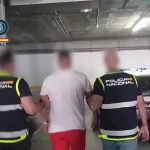 Detenido en Sevilla por arrojar veneno para ratas y salchichas con clavos a un parque canino