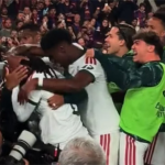 LaLiga denunciará la agresión a Camavinga durante la celebración del gol del Real Madrid en el Camp Nou