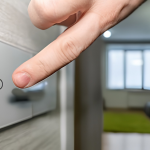 La factura de la luz supera los 92 euros en octubre y registra su mayor subida en cuatro años