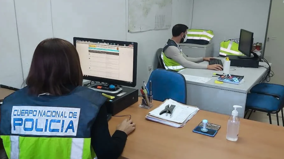 Un hombre se entrega en Madrid y confiesa haber matado a su expareja en Barcelona