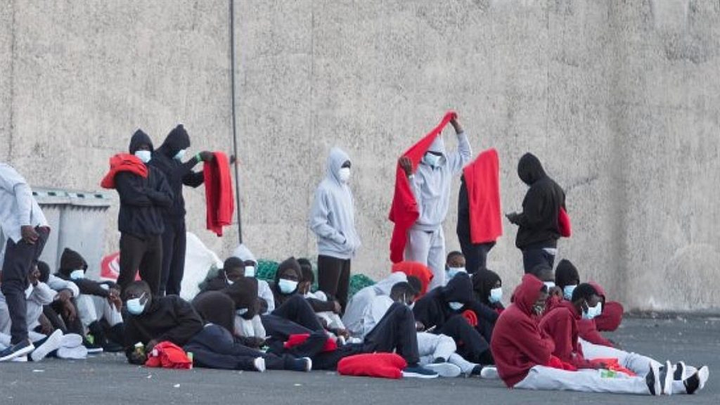 El Supremo rechaza obligar al Gobierno a acelerar las expulsiones de migrantes en Ceuta