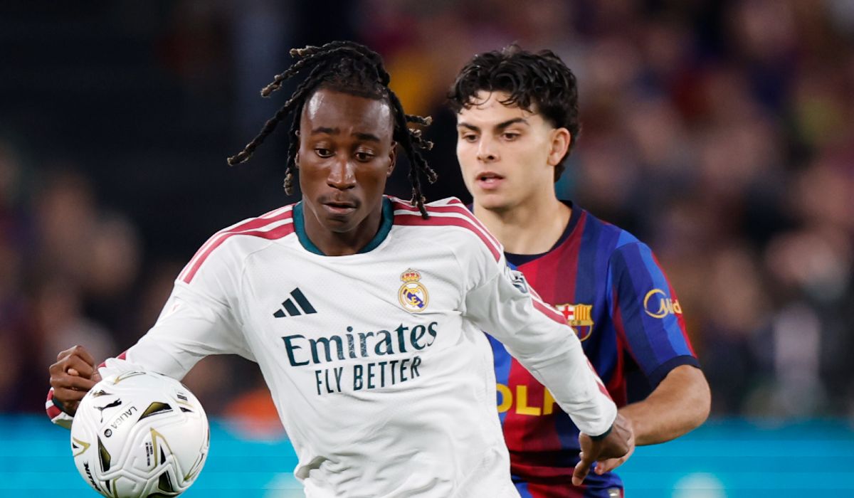 El Real Madrid asalta el Camp Nou con un doblete de Mbappé y reabre la lucha por LaLiga